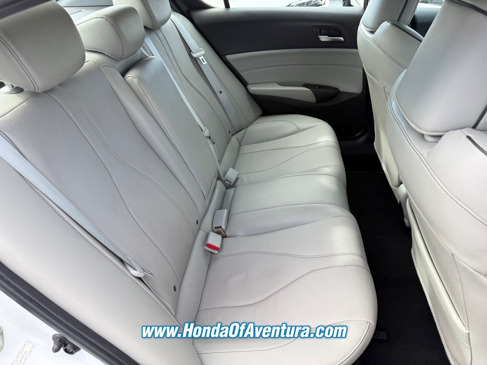 2019 Acura ILX w/Premium Pkg