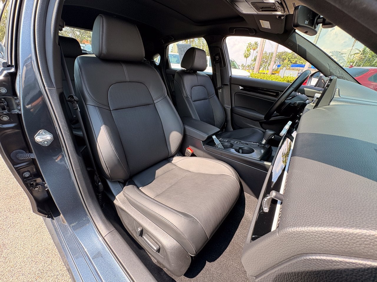 2025 Honda Civic Hatchback Sport Touring - Photo 20
