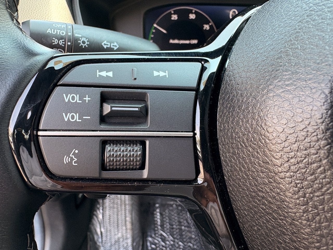 2025 Honda Civic Hatchback Sport Touring - Photo 25
