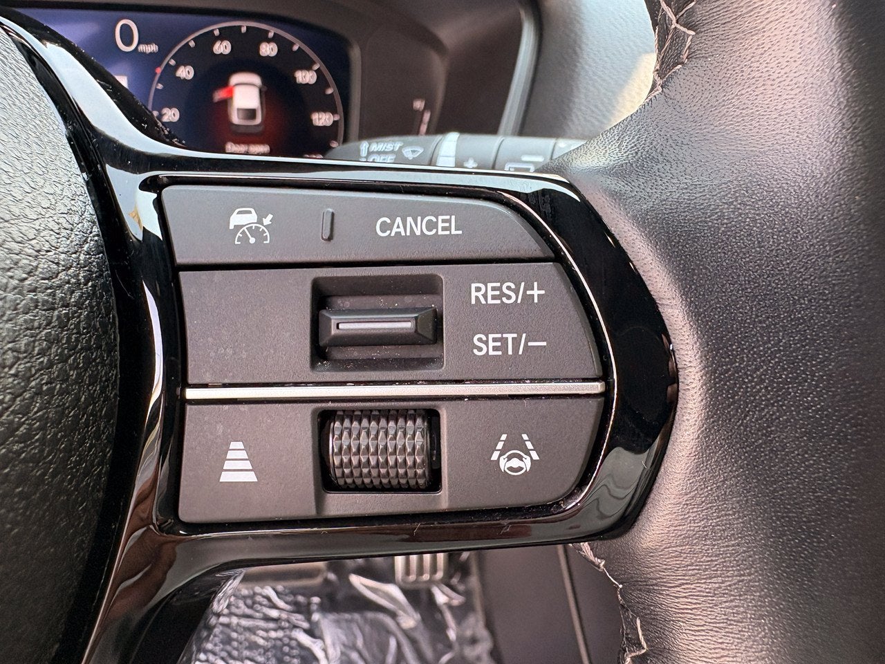 2025 Honda Civic Hatchback Sport Touring - Photo 26