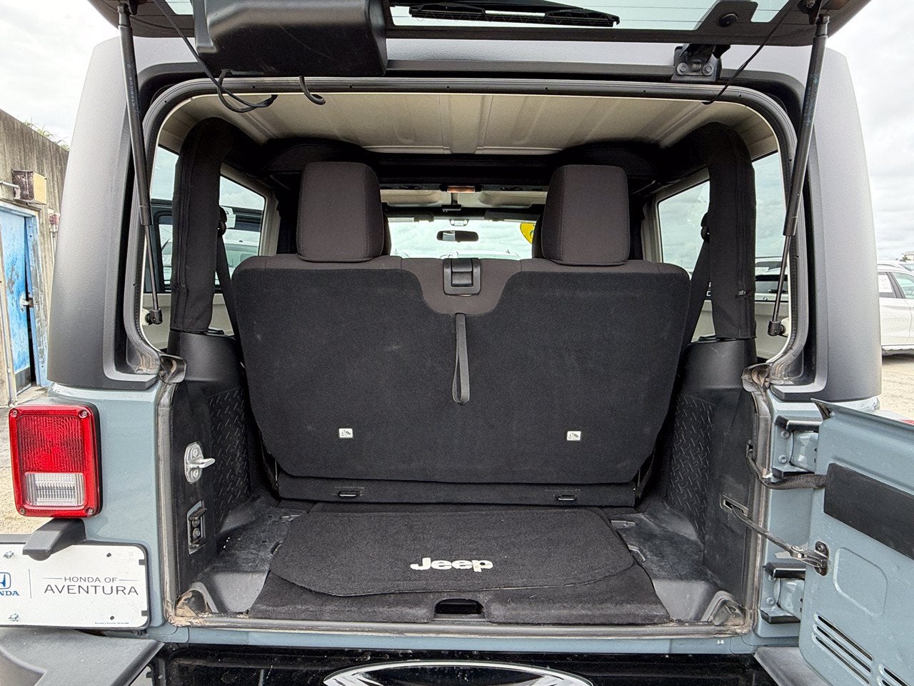 2015 Jeep Wrangler Willys Wheeler