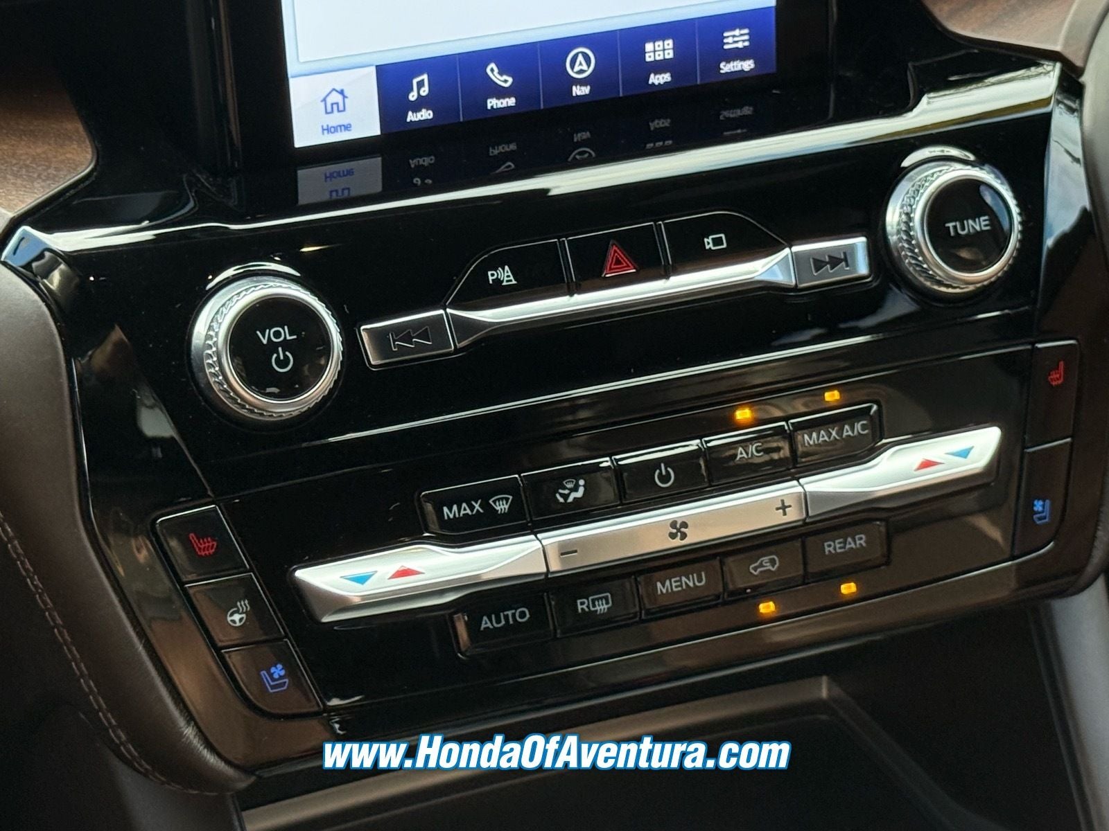 2022 Ford Explorer King Ranch