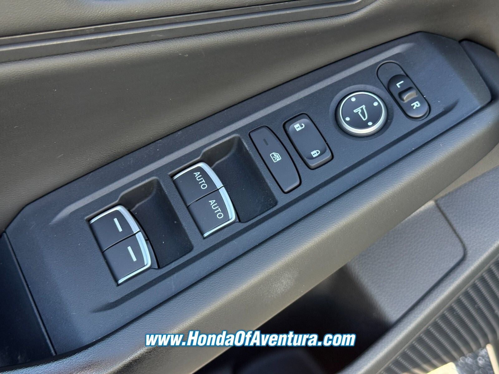 2024 Honda Accord EX - Photo 26