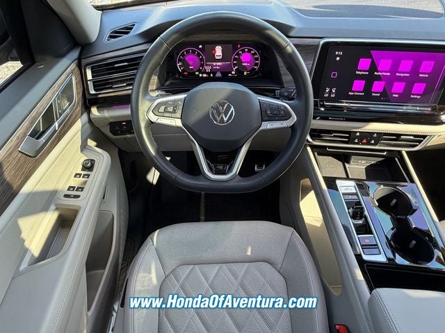 2024 Volkswagen Atlas 2.0T SEL Premium R-Line