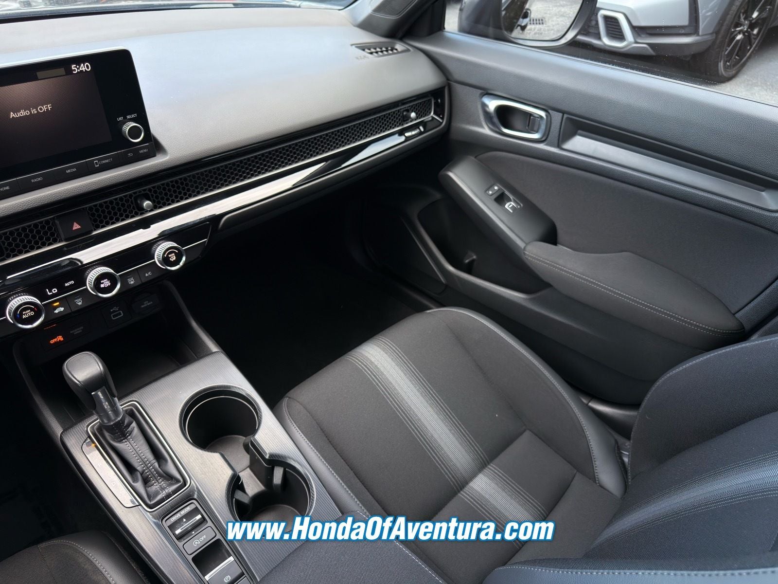 2024 Honda Civic Sport - Photo 16