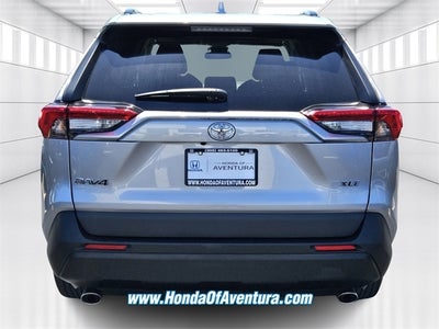 2022 Toyota RAV4 XLE