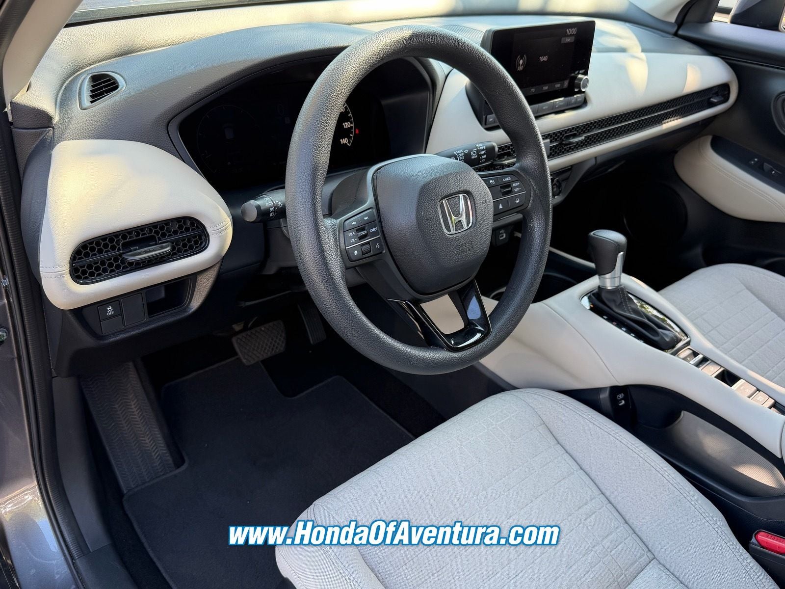 2025 Honda HR-V LX