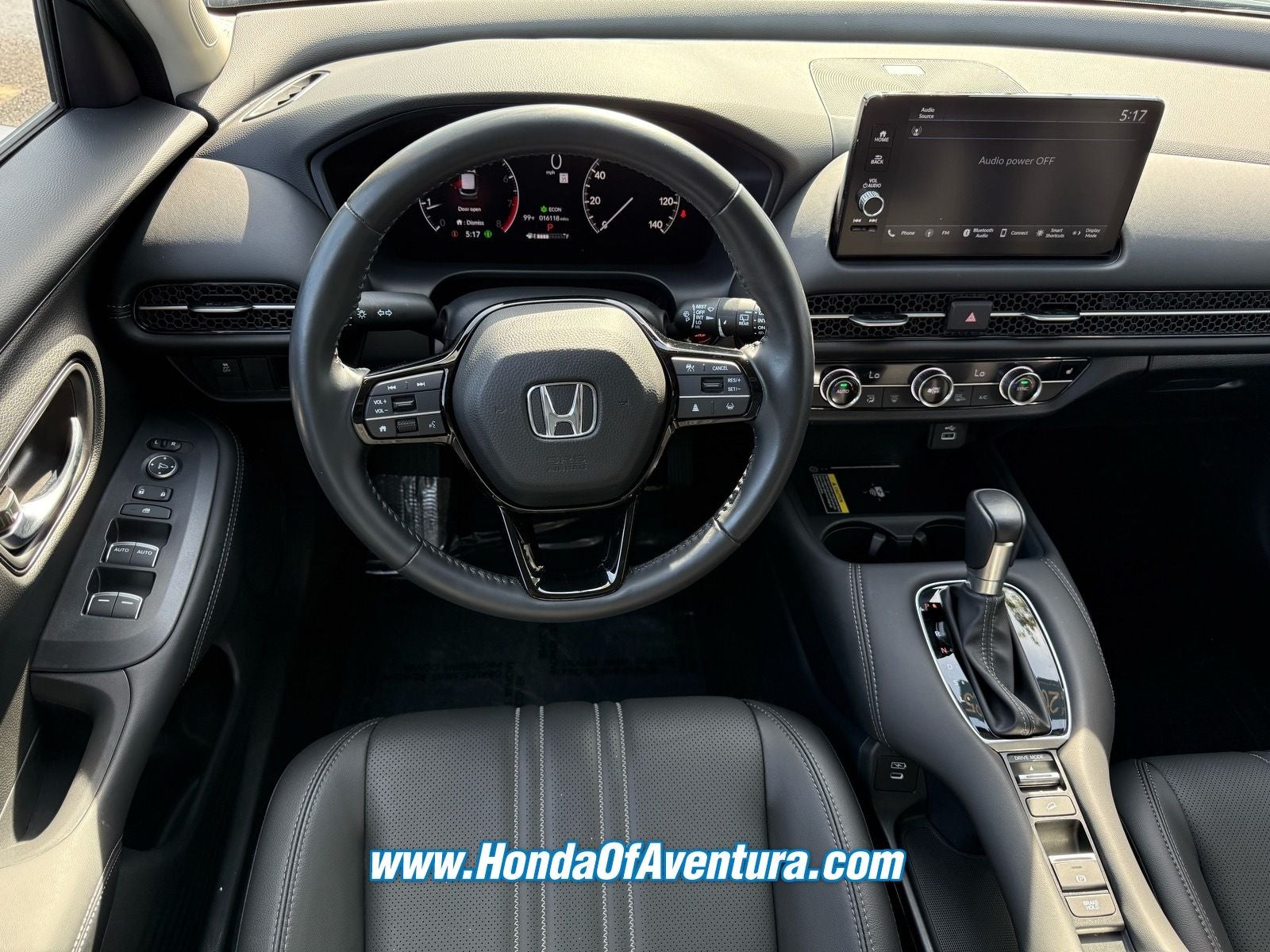 2025 Honda HR-V EX-L - Photo 14
