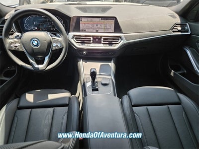 2022 BMW 3 Series 330e iPerformance