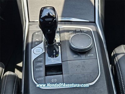 2022 BMW 3 Series 330e iPerformance