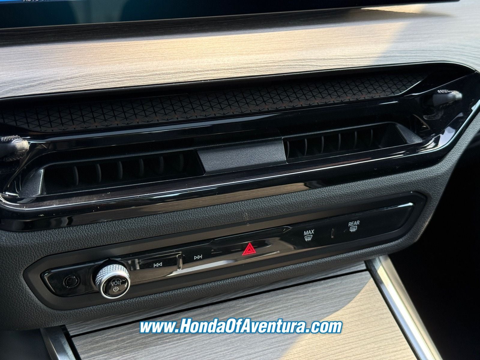 2026 BMW 3 Series 330i NA