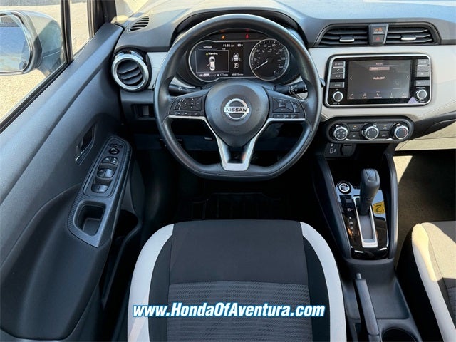 2022 Nissan Versa 1.6 SV