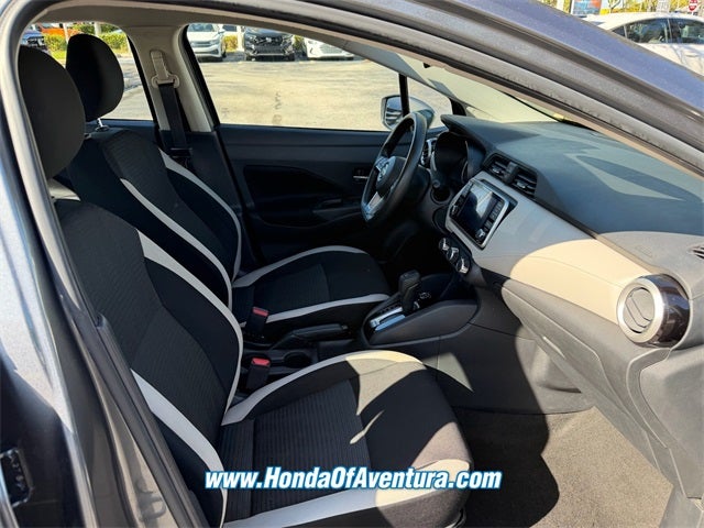 2022 Nissan Versa 1.6 SV