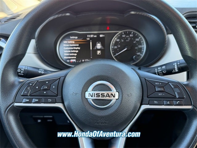 2022 Nissan Versa 1.6 SV