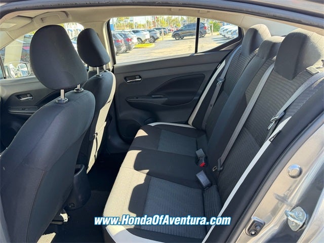 2022 Nissan Versa 1.6 SV