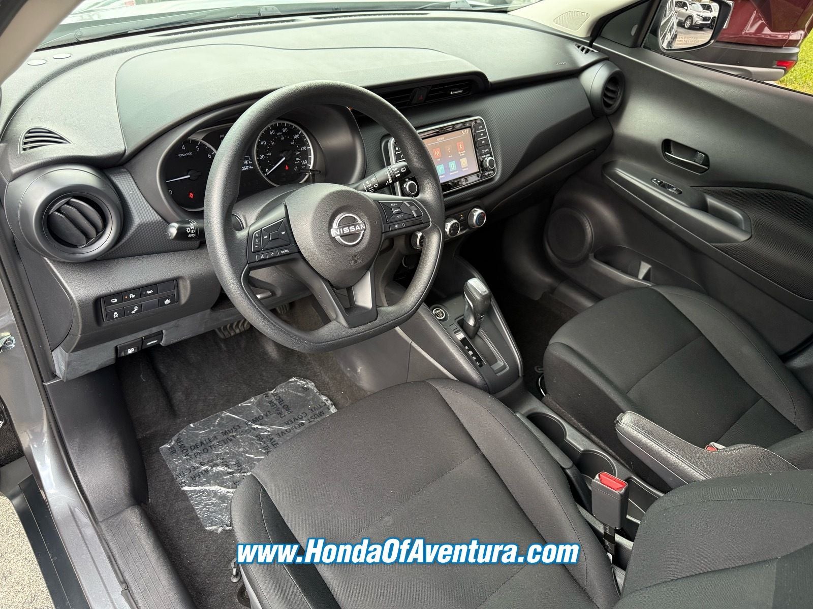 2024 Nissan Kicks S