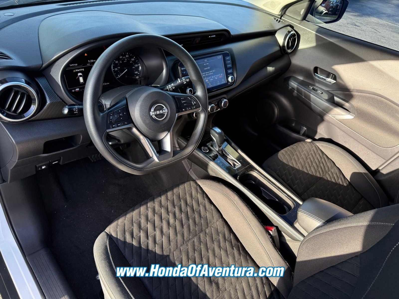 2023 Nissan Kicks SV