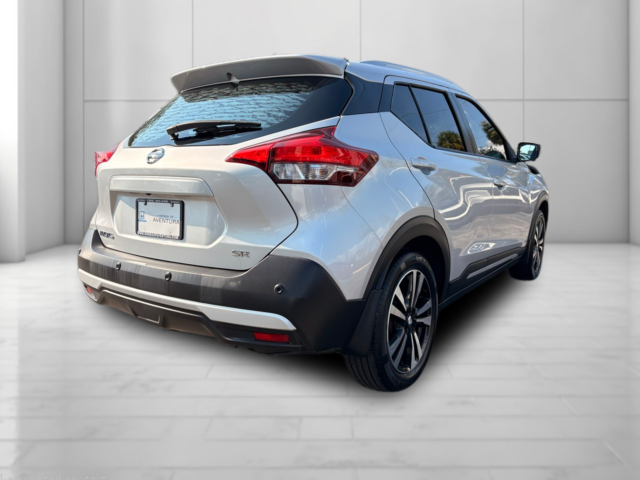2020 Nissan Kicks SR