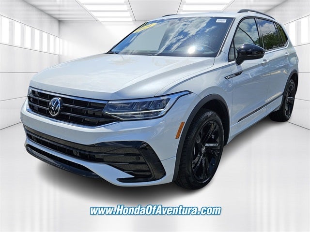 2024 Volkswagen Tiguan 2.0T SE R-Line Black