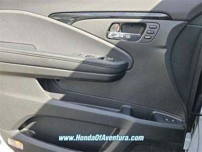 2022 Honda Pilot Touring 7 Passenger CERTIFIED