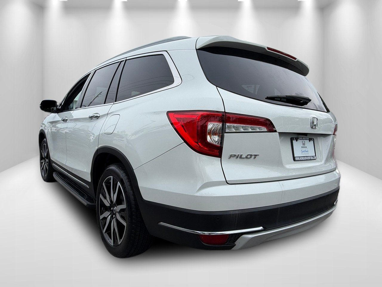 2021 Honda Pilot Touring 8-Passenger