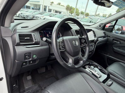 2021 Honda Pilot Touring 8-Passenger