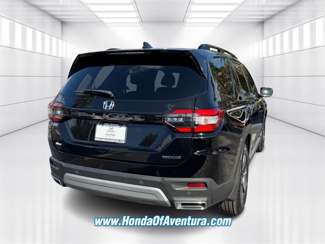 2023 Honda Pilot Touring AWD