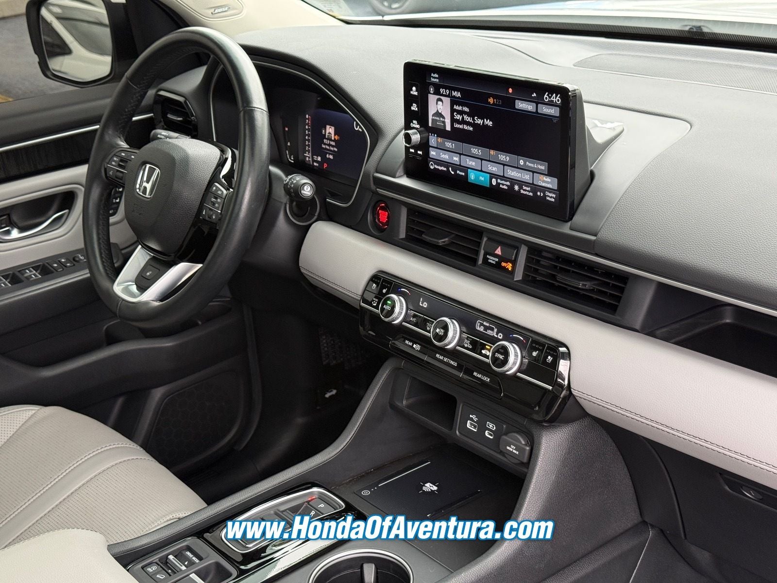 2025 Honda Pilot Elite - Photo 11