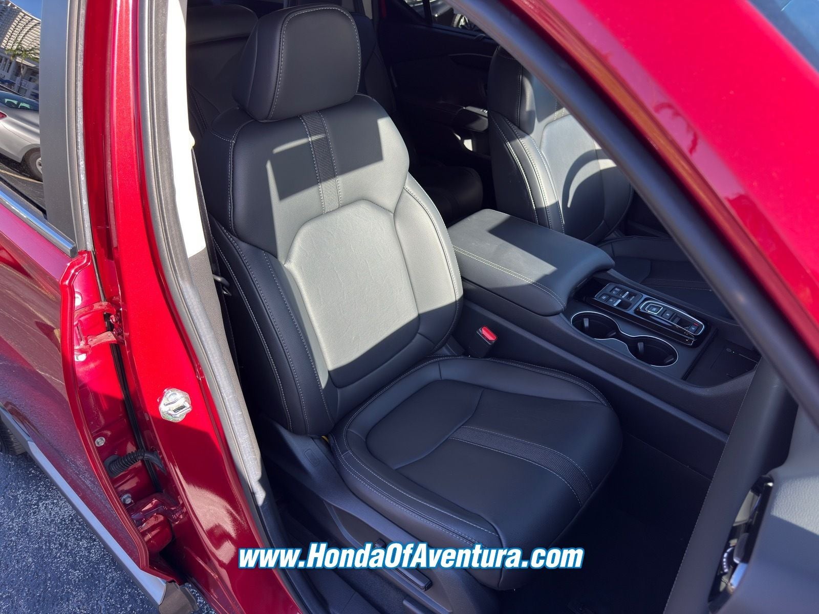 2025 Honda Pilot EX-L - Photo 8