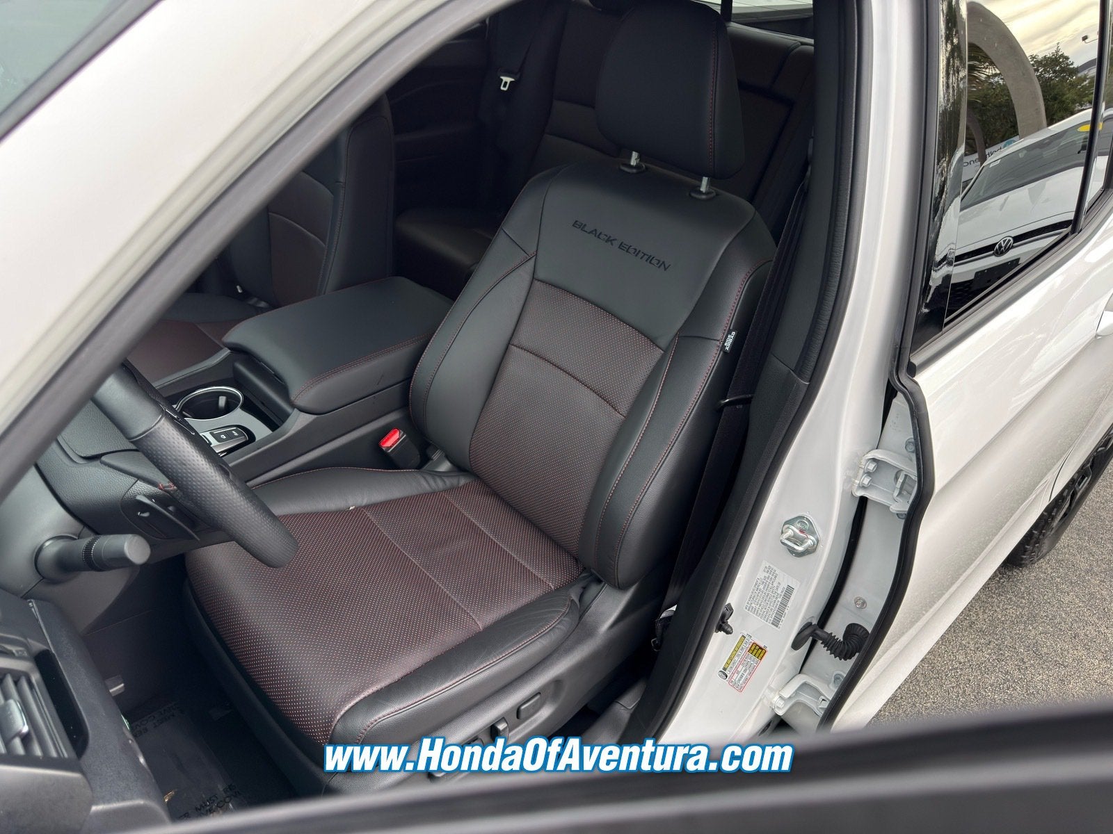 2025 Honda Ridgeline Black Edition - Photo 24