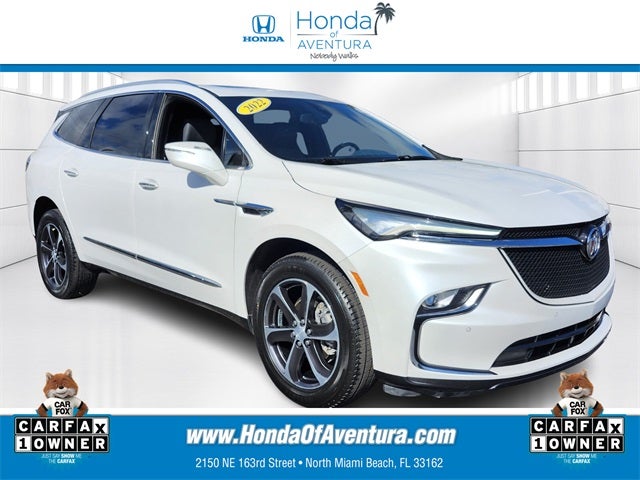 2022 Buick Enclave Essence