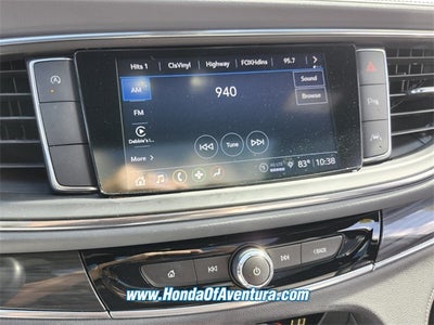 2022 Buick Enclave Essence