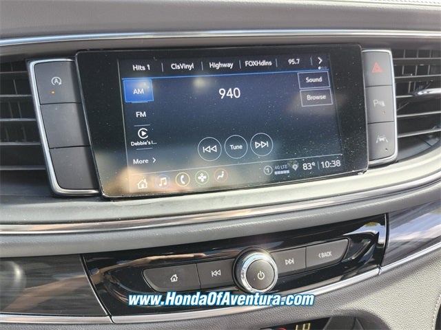 2022 Buick Enclave Essence