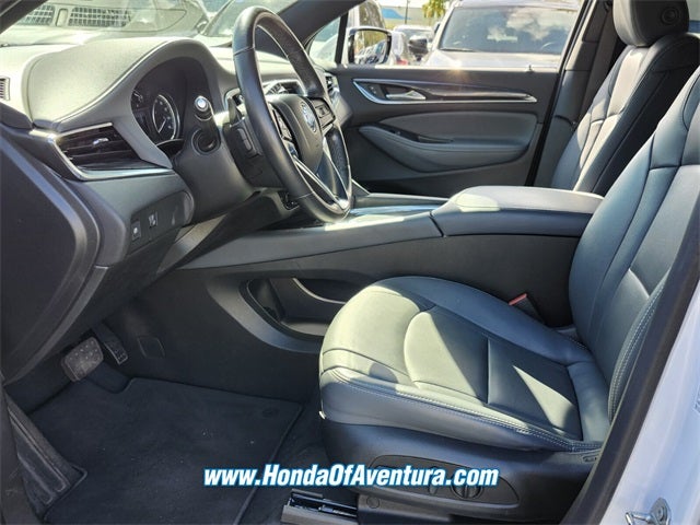 2022 Buick Enclave Essence