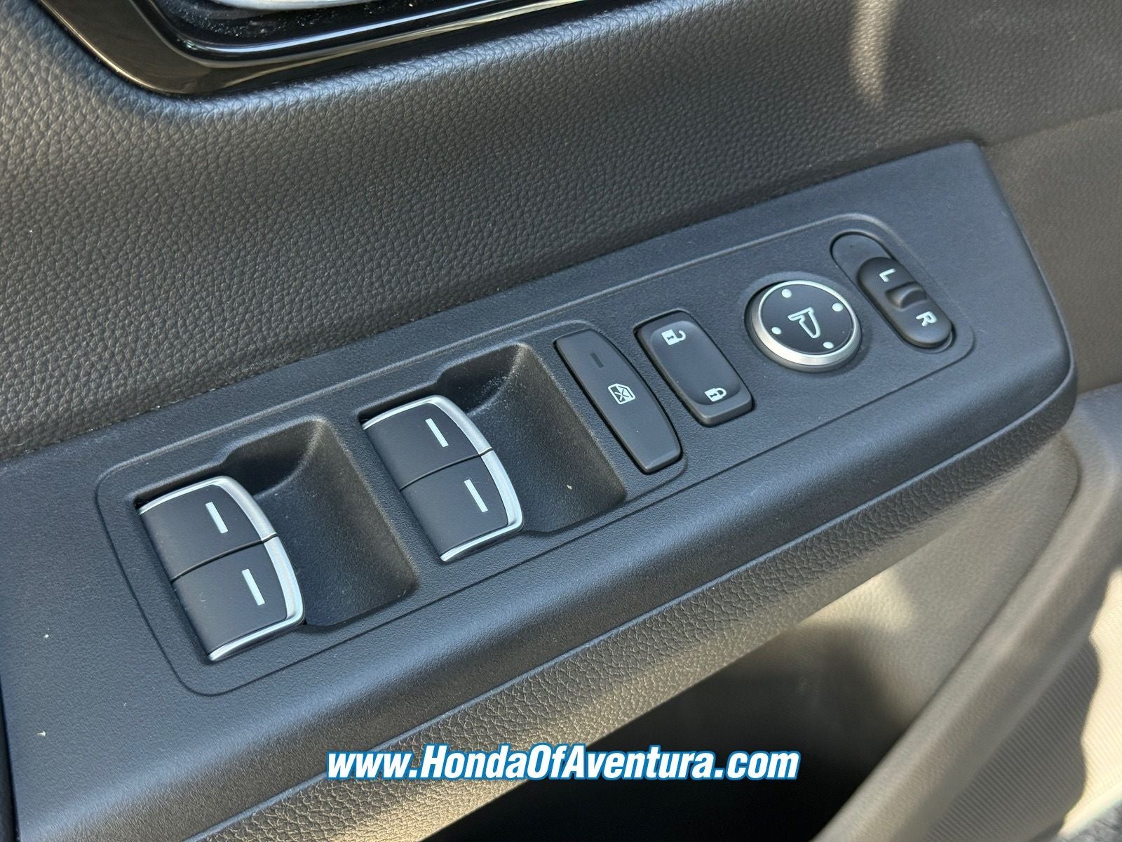 2026 Honda CR-V EX-L - Photo 25