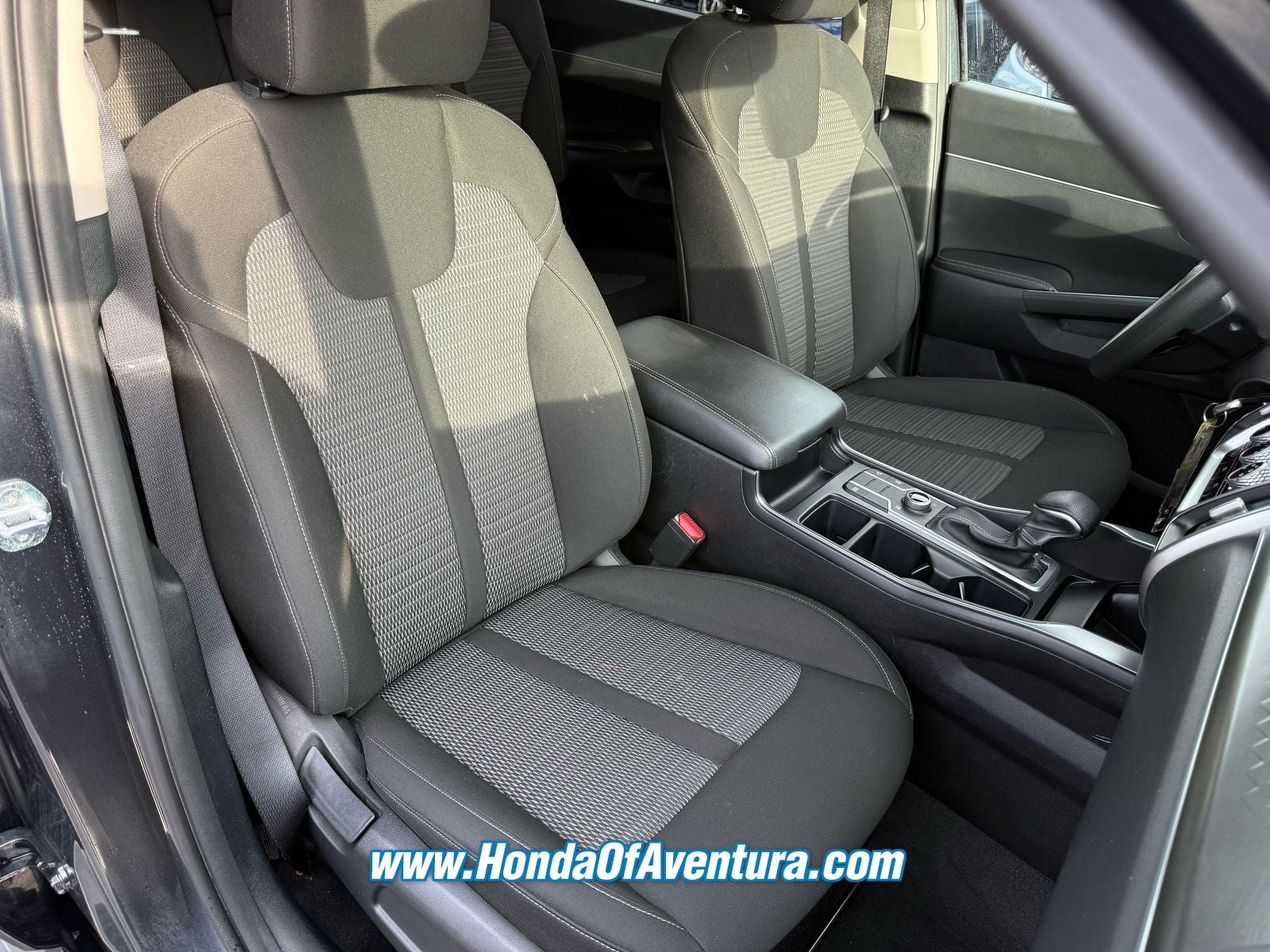 2022 Kia Sorento LX /AWD