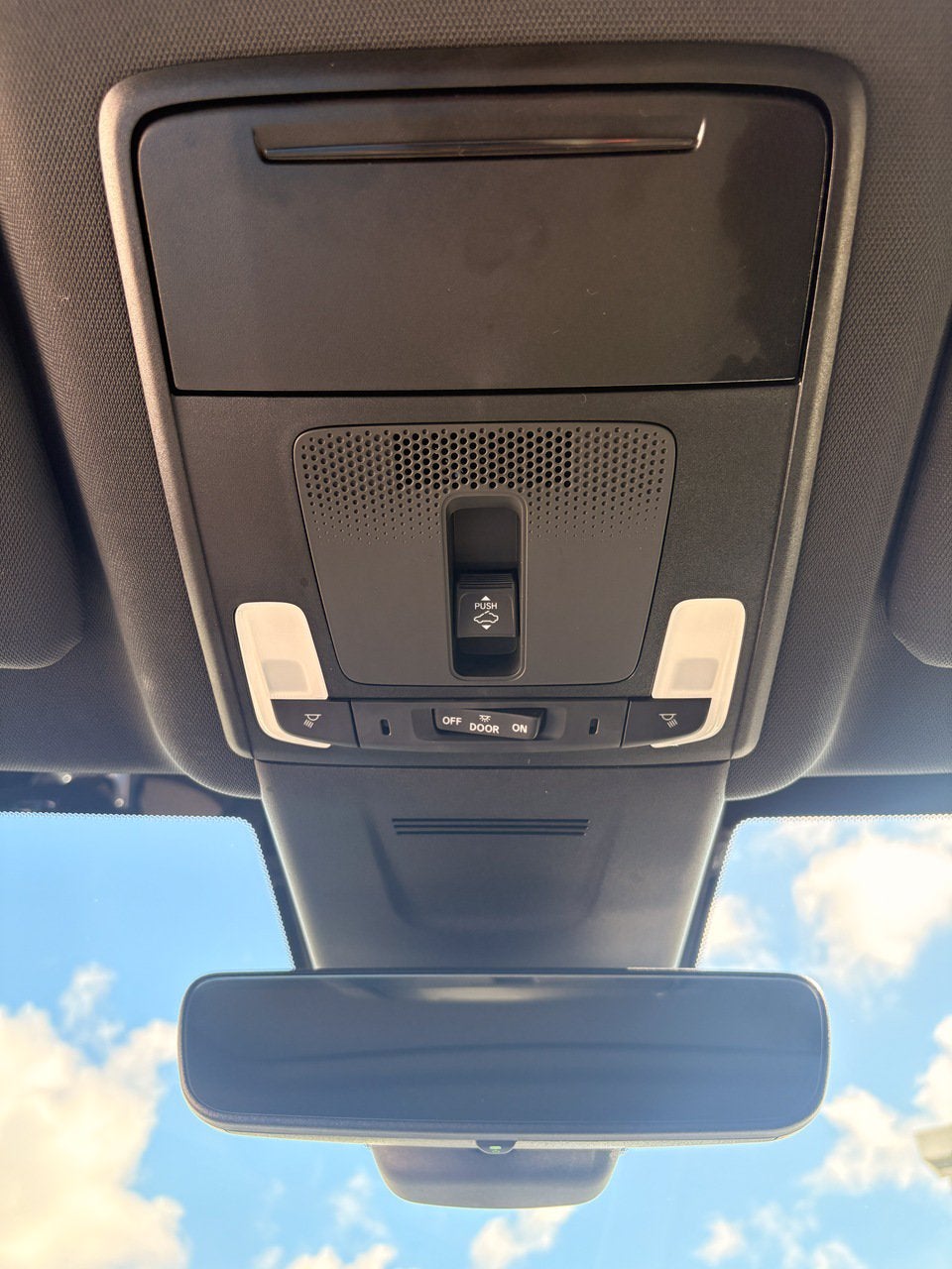 2025 Honda CR-V Sport-L - Photo 37