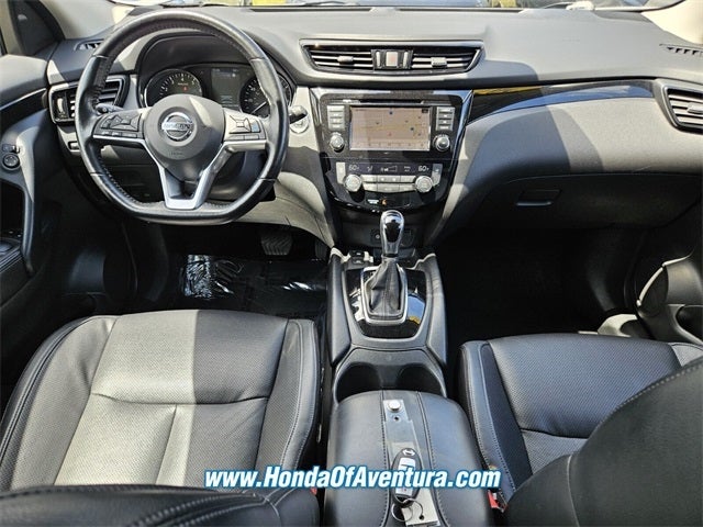 2022 Nissan Rogue Sport SL