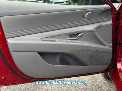 2025 Hyundai Elantra SEL Sport