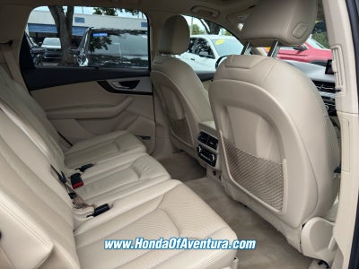 2019 Audi Q7 Premium Plus